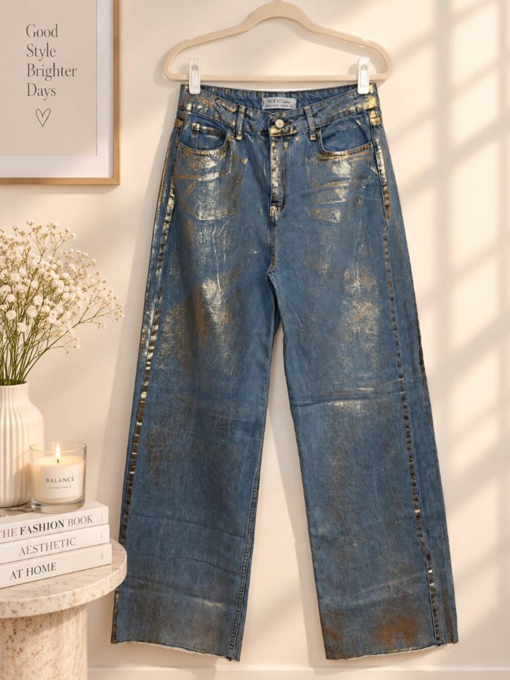 It’s Oreo Jeans Metallic Gold Wide Leg Jeans Size 8 ✨